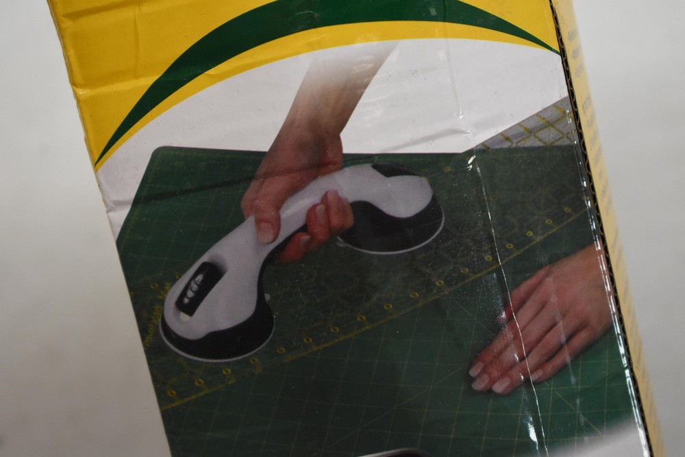 Omnigrid Ruler Grip Double Suction Cup Quilting Sewing Ruler Handle Tool Aid