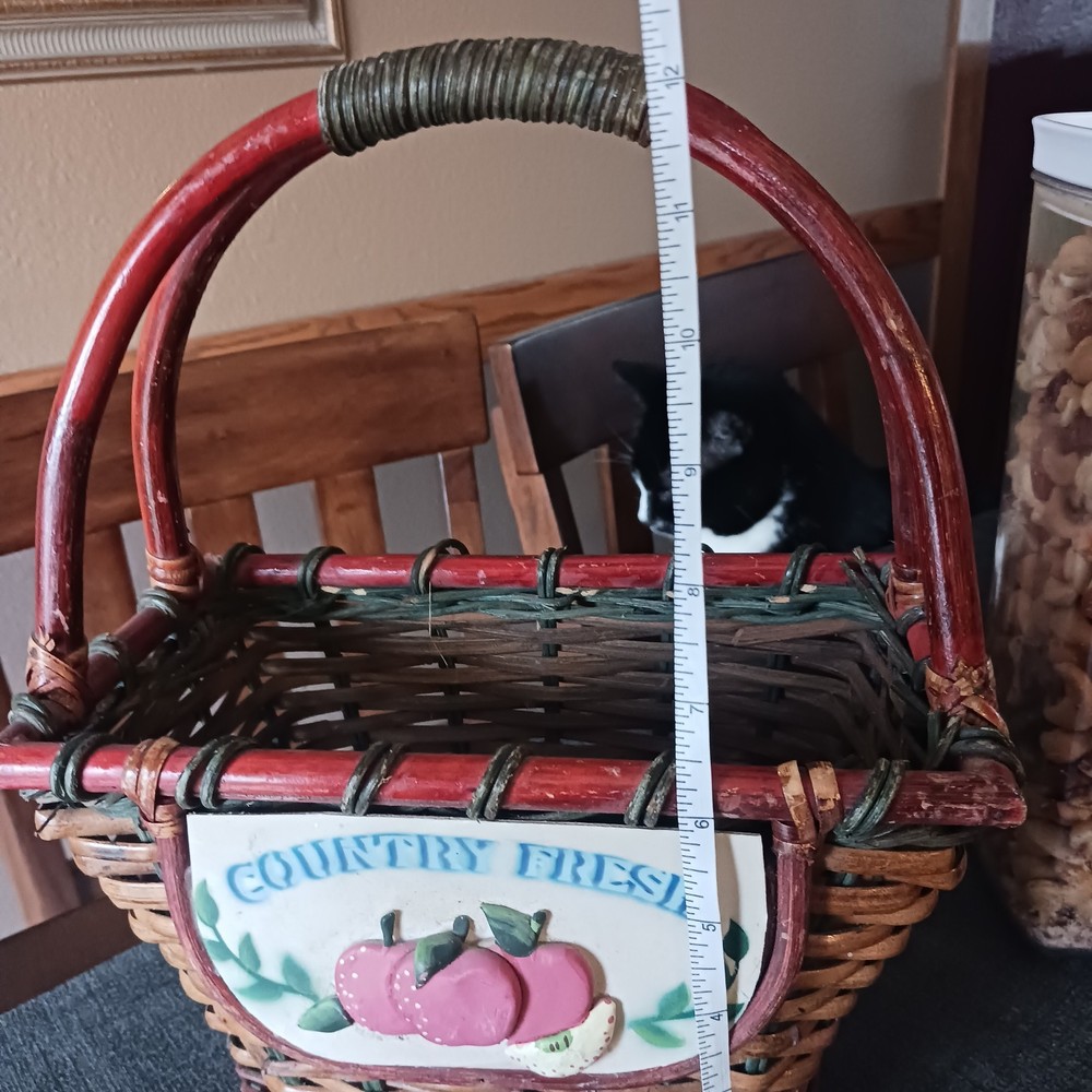 Wicker Basket With Handle Apples On Front