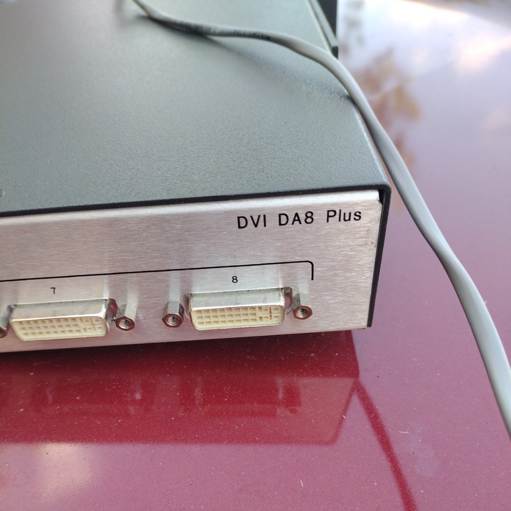 Extron DVI DA8 Plus DVI Distribution Amplifier