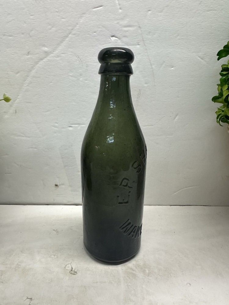 Antique E. P Shaw & Co. Ltd Wakefield Green Bottle