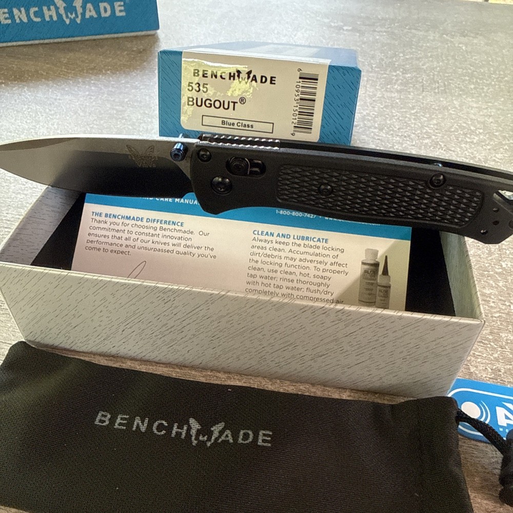 Bugout* 535 Black S30V AXIS Lock  EDC Stainless Blade Authniticity unverified