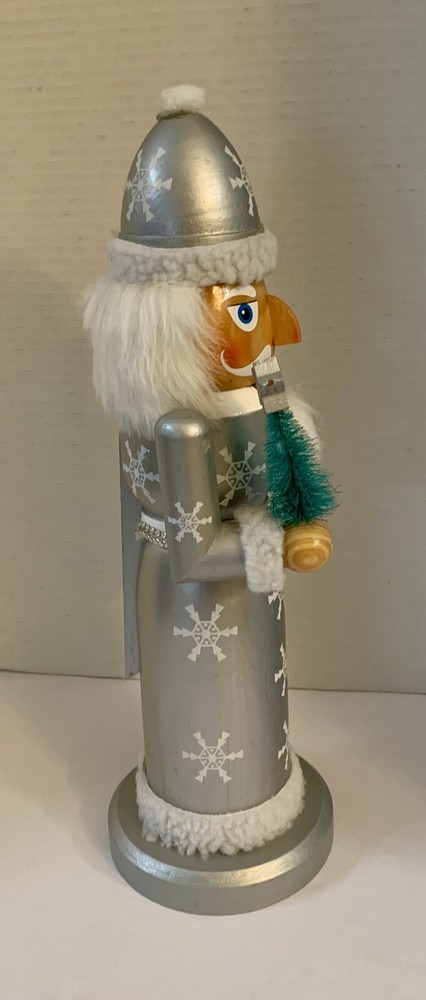 Target 2007 Nutcracker Silver Snowflake 14" Santa Ltd Edition w/Tree 5505/13402