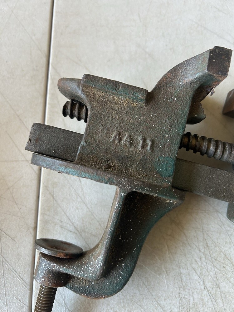 Red Diamond AA 11 Vise