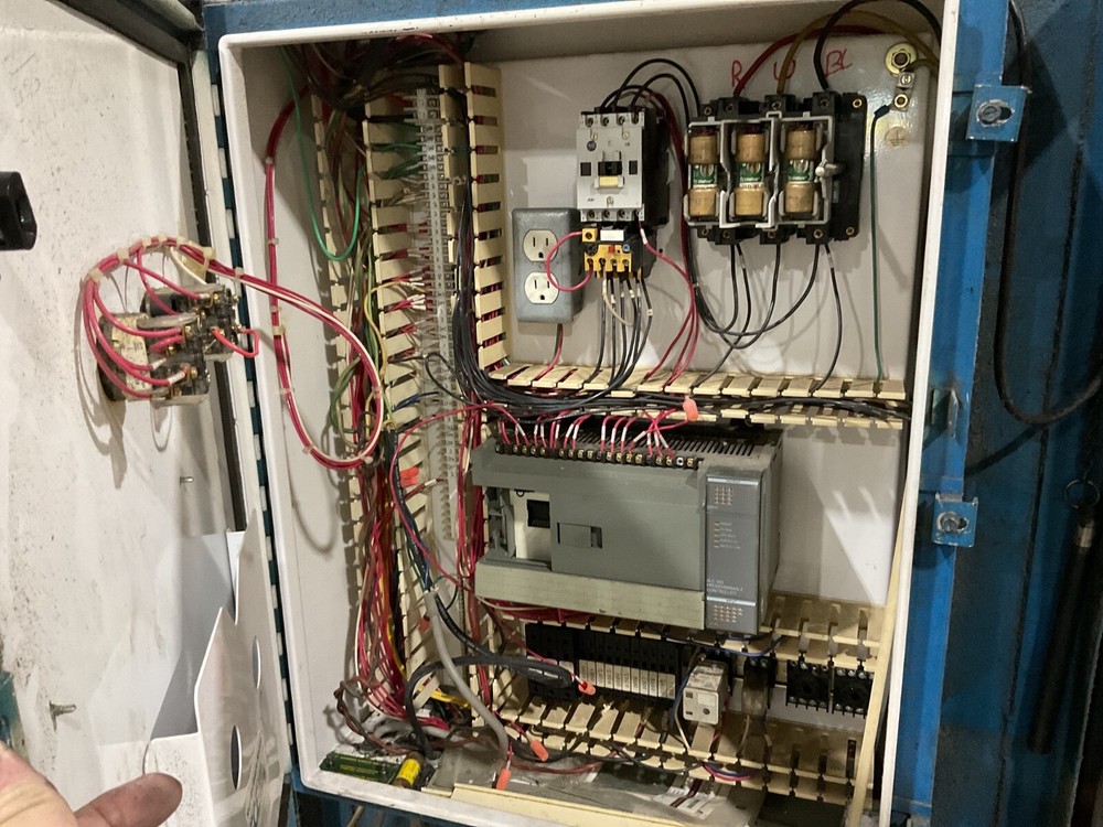 4 POST HYDRAULIC PRESS #280AA