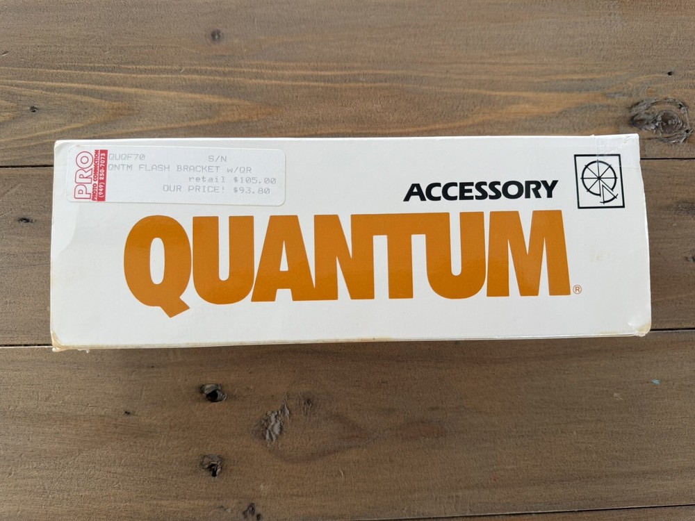 Quantum Flash Bracket with Quick Release