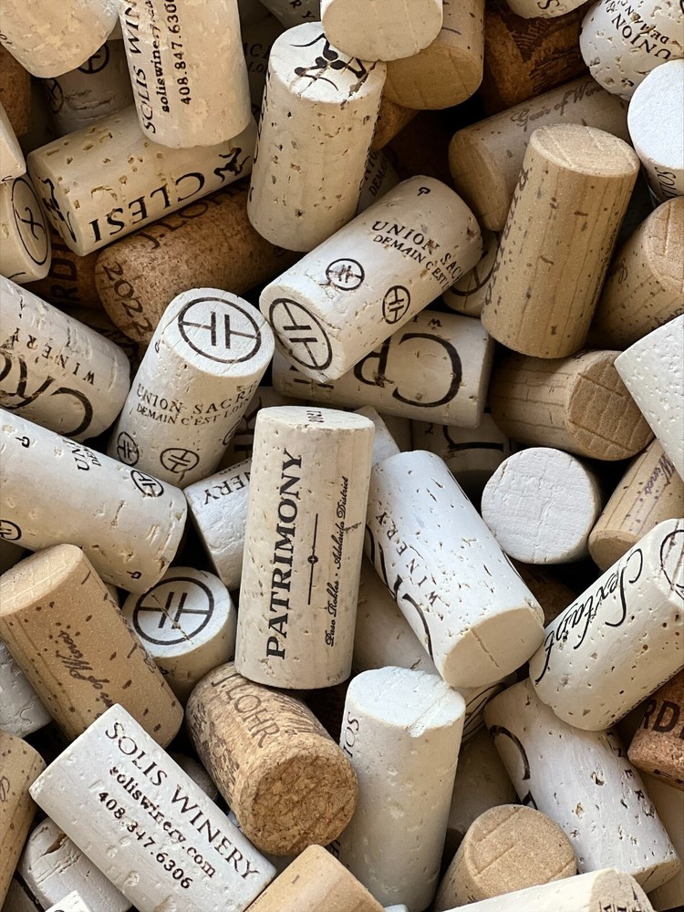 NEW WINE CORKS
