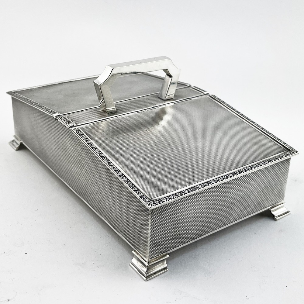 Superb Quality Sterling Silver Rectangular Cigarette or Trinket Box 1959