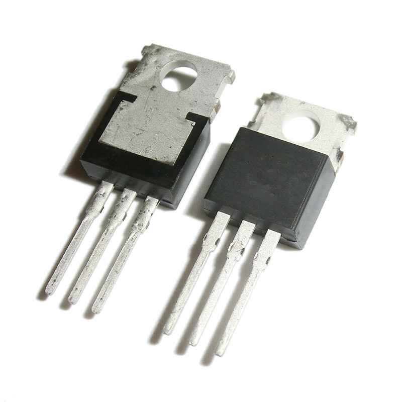 5PCS TYN208 TO220