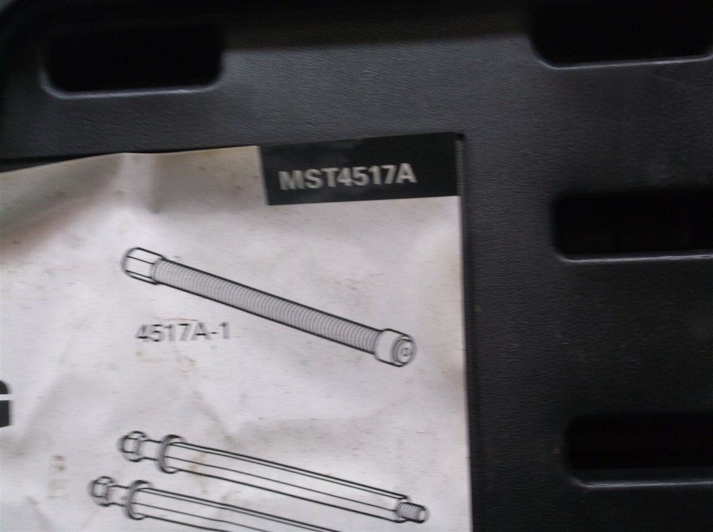 Case Only For A Matco Tools 7-Ton Puller/Bearing Separator With One Broken Latch