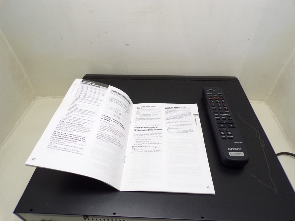 Sony RCD-W50C CD Changer