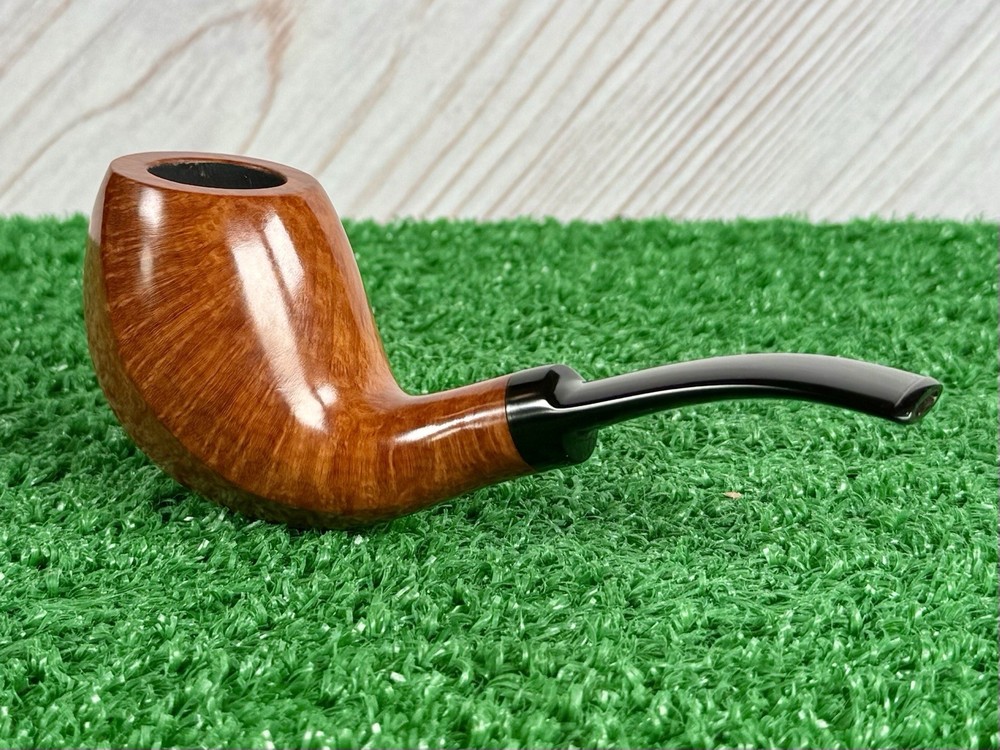 SAM LEARNED FREEHAND BENT EGG ARTISAN PIPE, CRESCENT MOON GRADED. USA