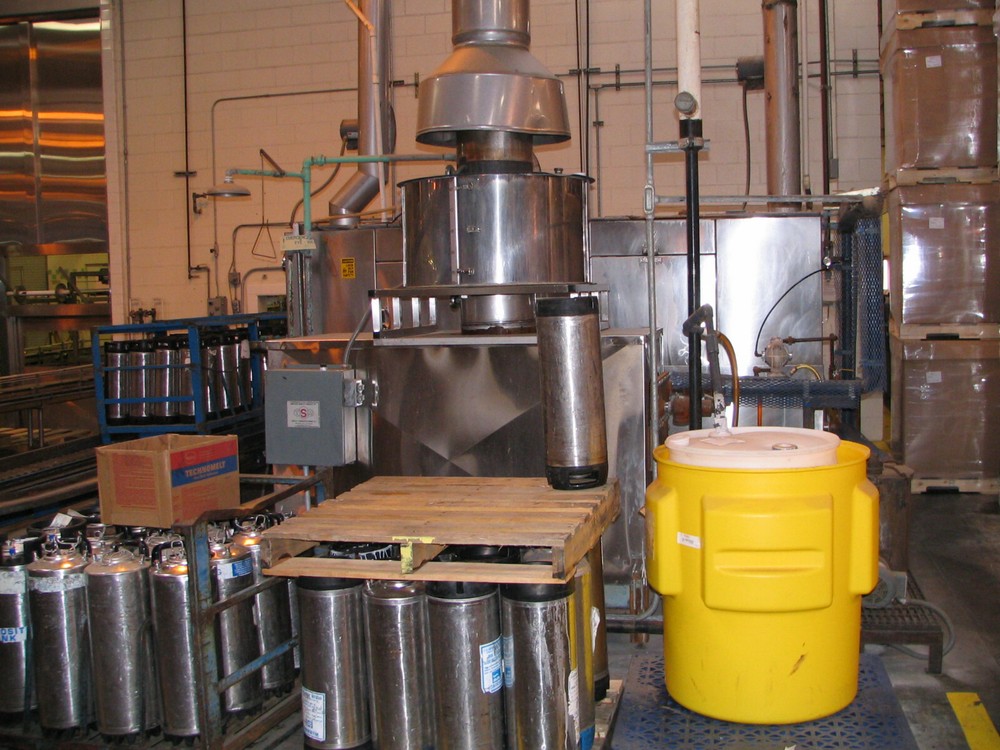 BALL LOCK KEGS - 5 GALLON - CORNELIUS / FIRESTONE