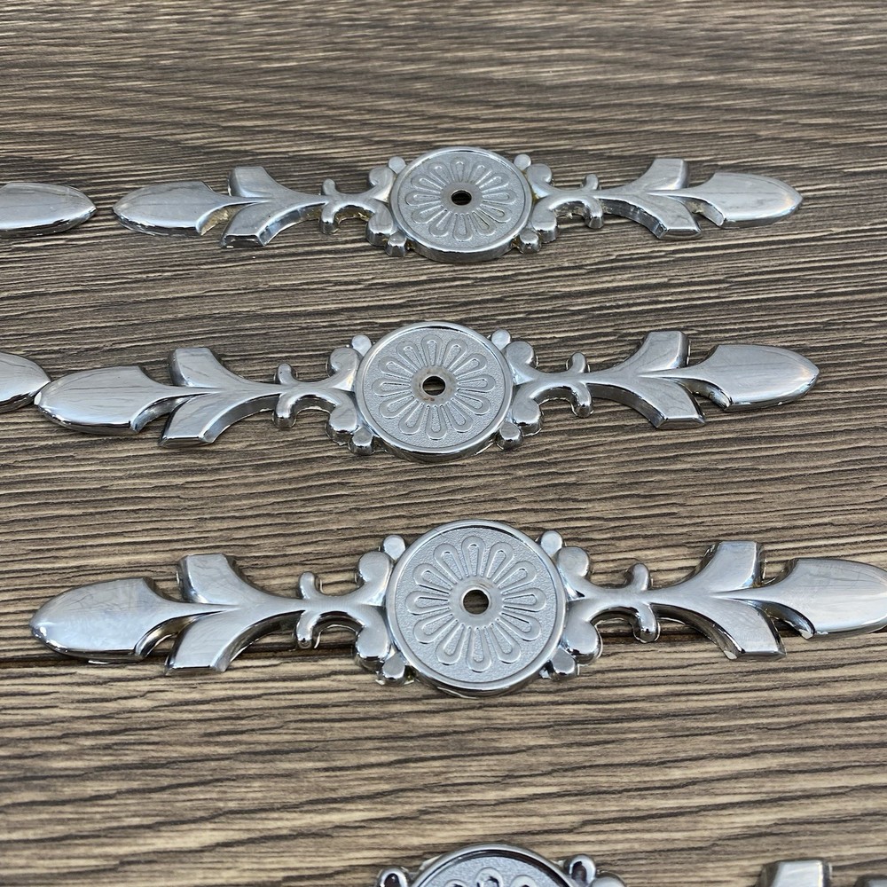 Lot Of 11 Drawer Glass Pulls Knobs With Back Plates NO Screws