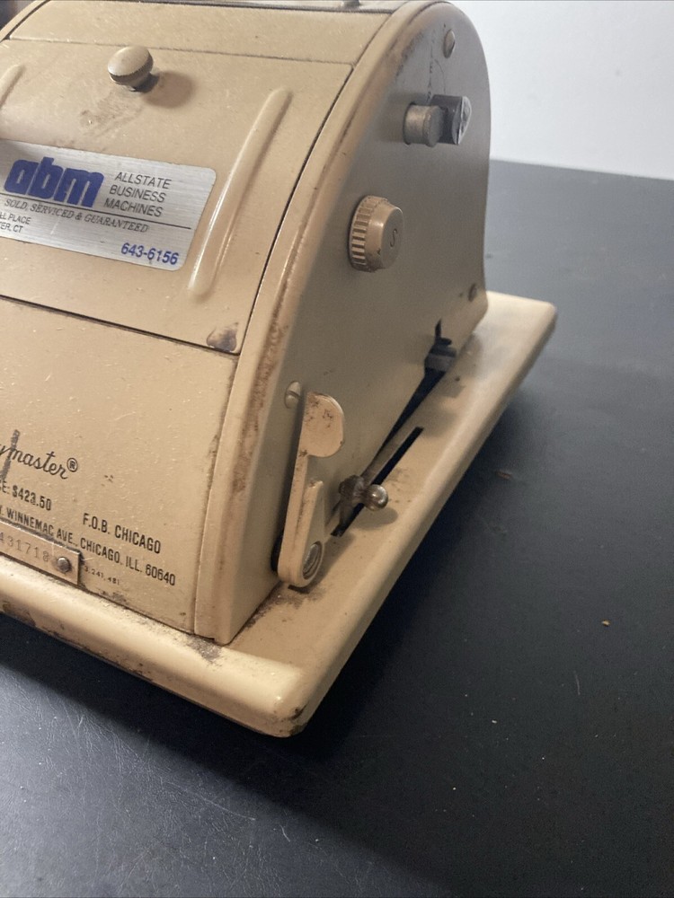 Vintage Paymaster Ribbon Writer Series 8000, Missing Key