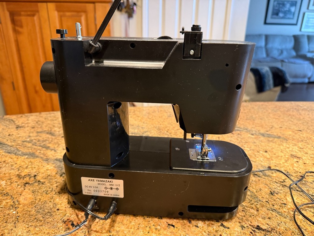 AXE YAMAZAKI MM-10 Sewing machine - award winning