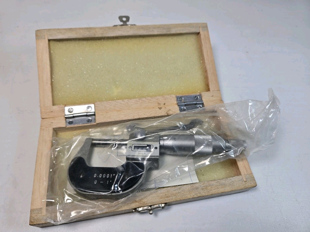 New Old Stock Micrometer 0”-1" .0001” Range