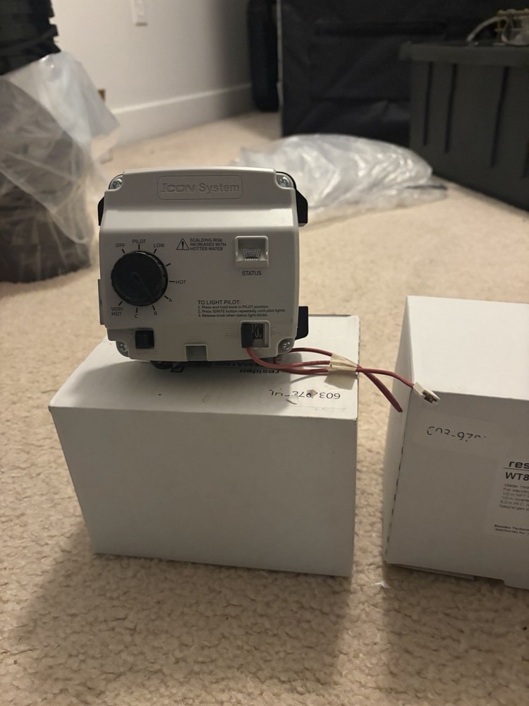 ICON System Water Heater Gas Valve Gray