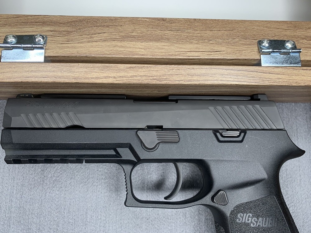 Hidden Gun Valuables Storage Compartment Wall Picture Frame 8 X 8