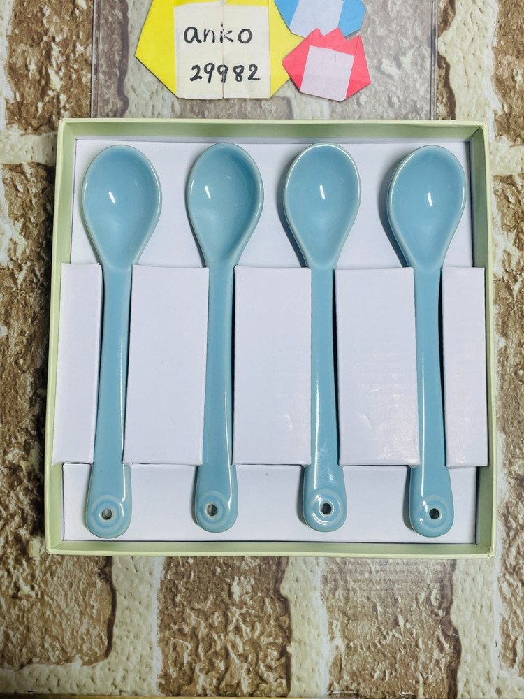 Le Creuset Spoon Set 4pcs Light blue Opened Unused Box Damage