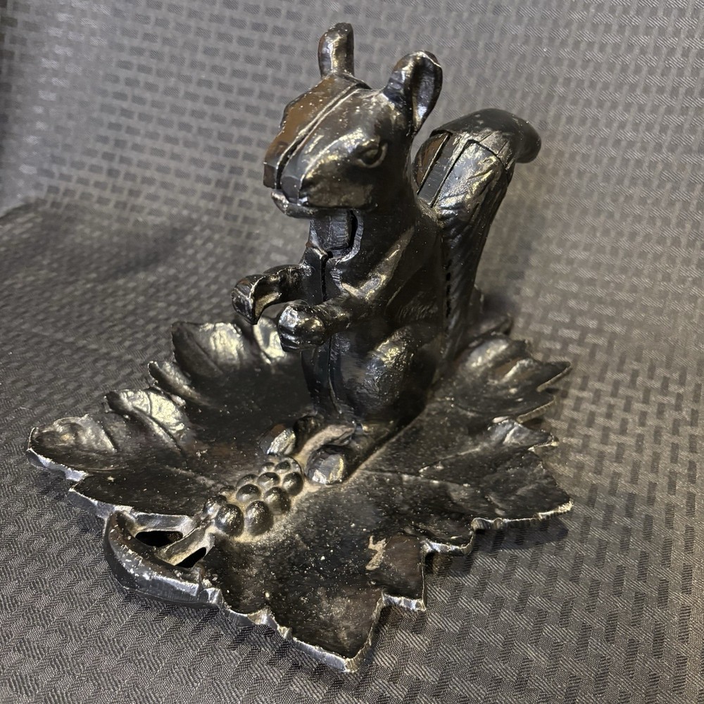 Vintage Cast Iron Squirrel Nutcracker Leaf Grape Base Heavy Mechanical Tool