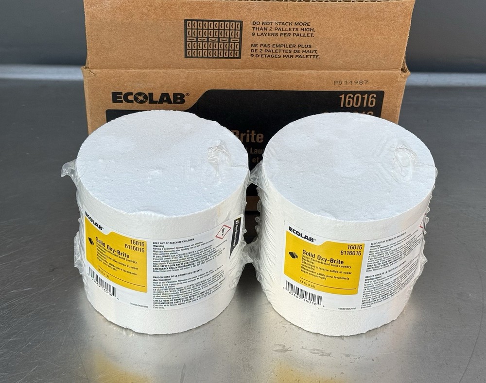 EcoLab 6116016 Solid Oxy-Brite Concentrated Solid Laundry Destainer 2-3lb