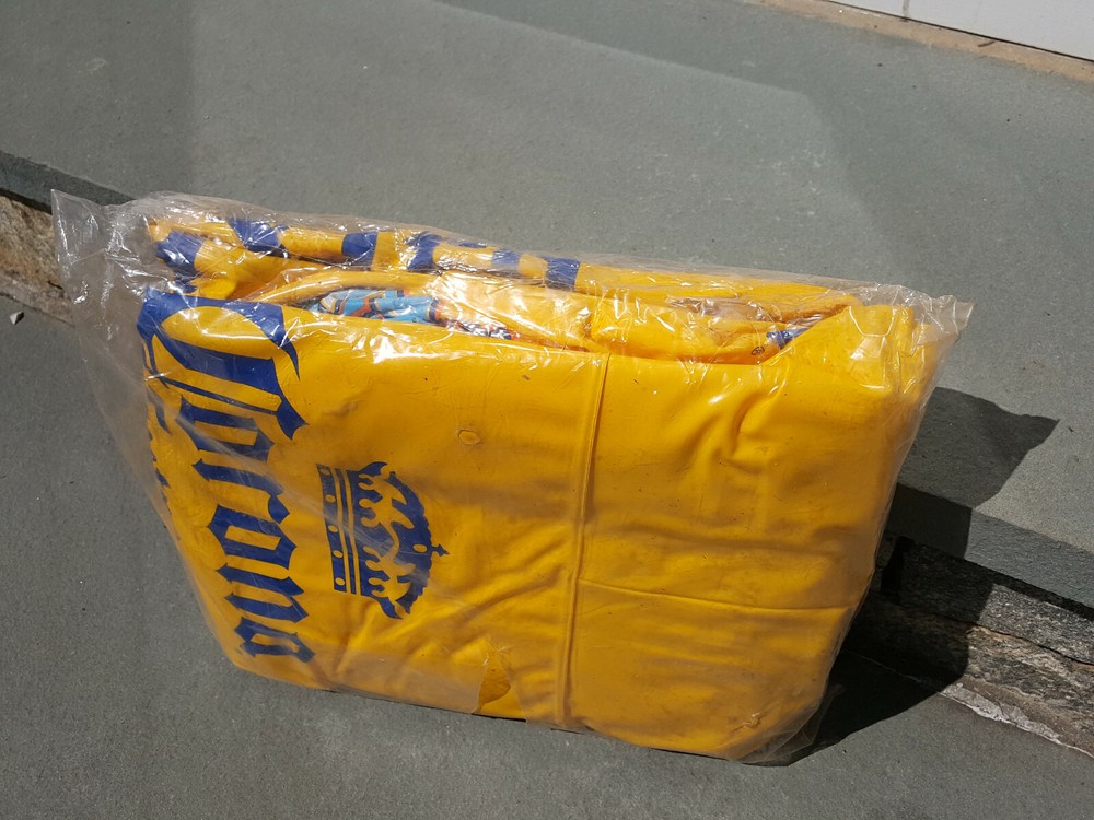 RARE Vtg. Sterling Products CORONA EXTRA Inflatable float raft NEVER OPENED