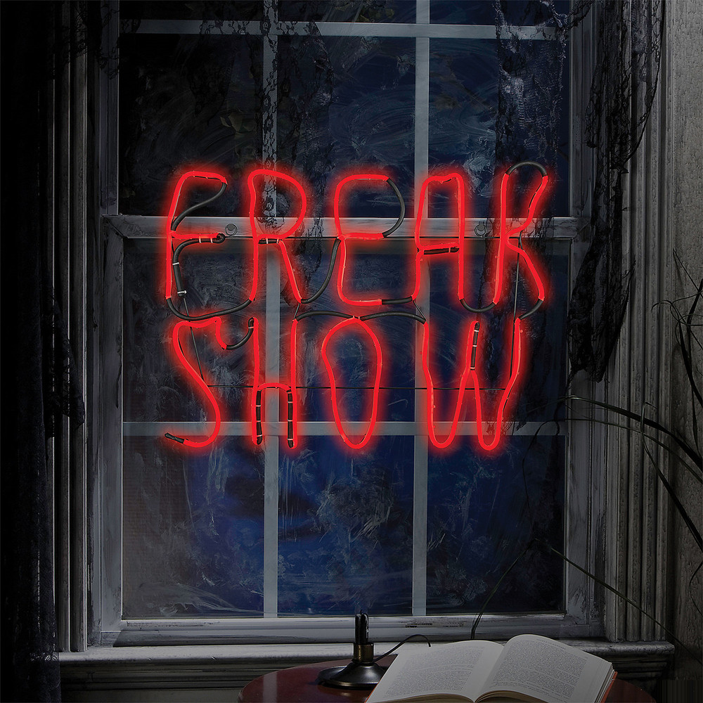 Light Glo Freak Show - Gemmy Industries
