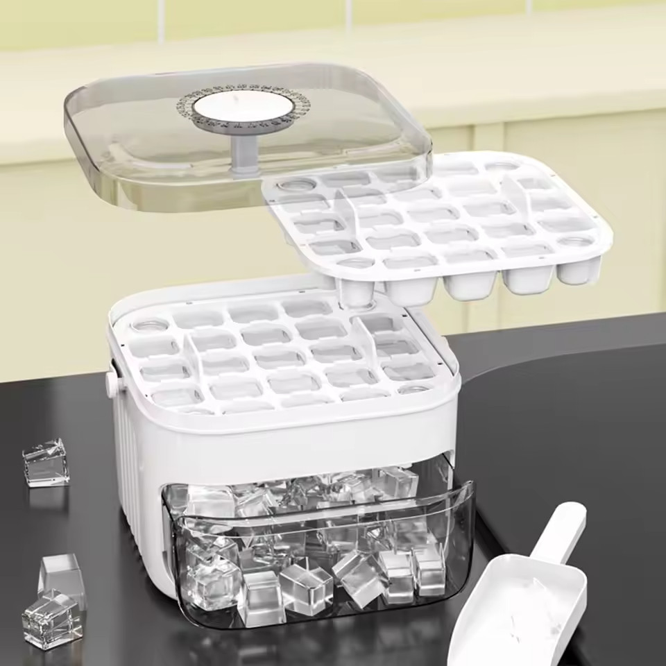 Portable 50-Cube Ice Maker with Easy Press Cap Large Capacity Double-layer Ice C