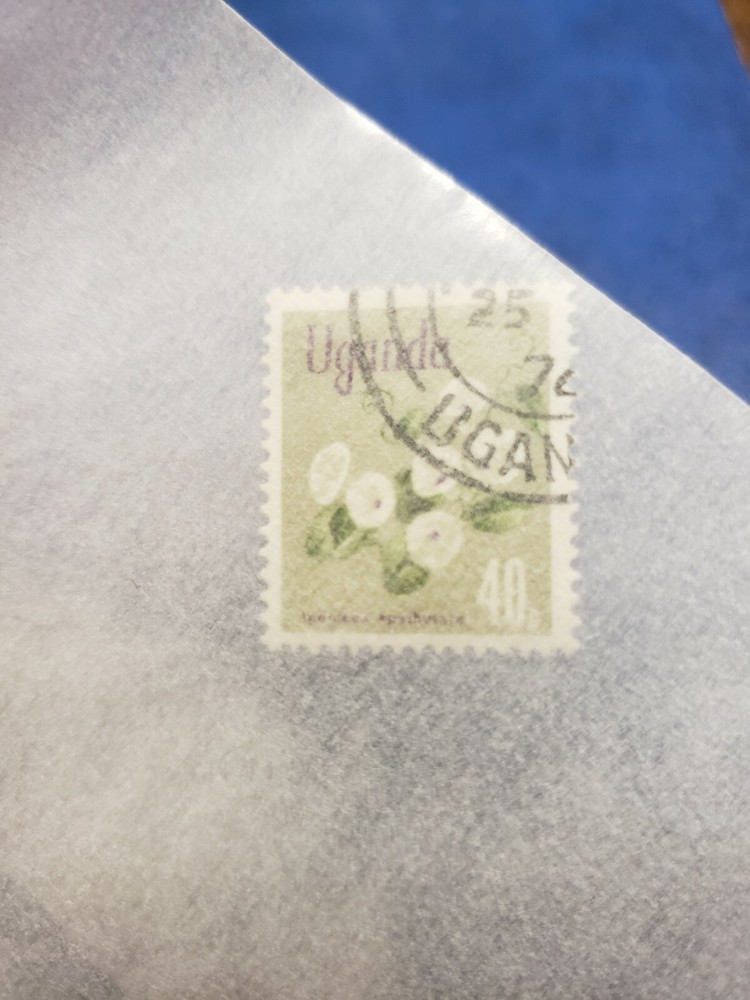 Uganda Stamp - Flowers 40D
