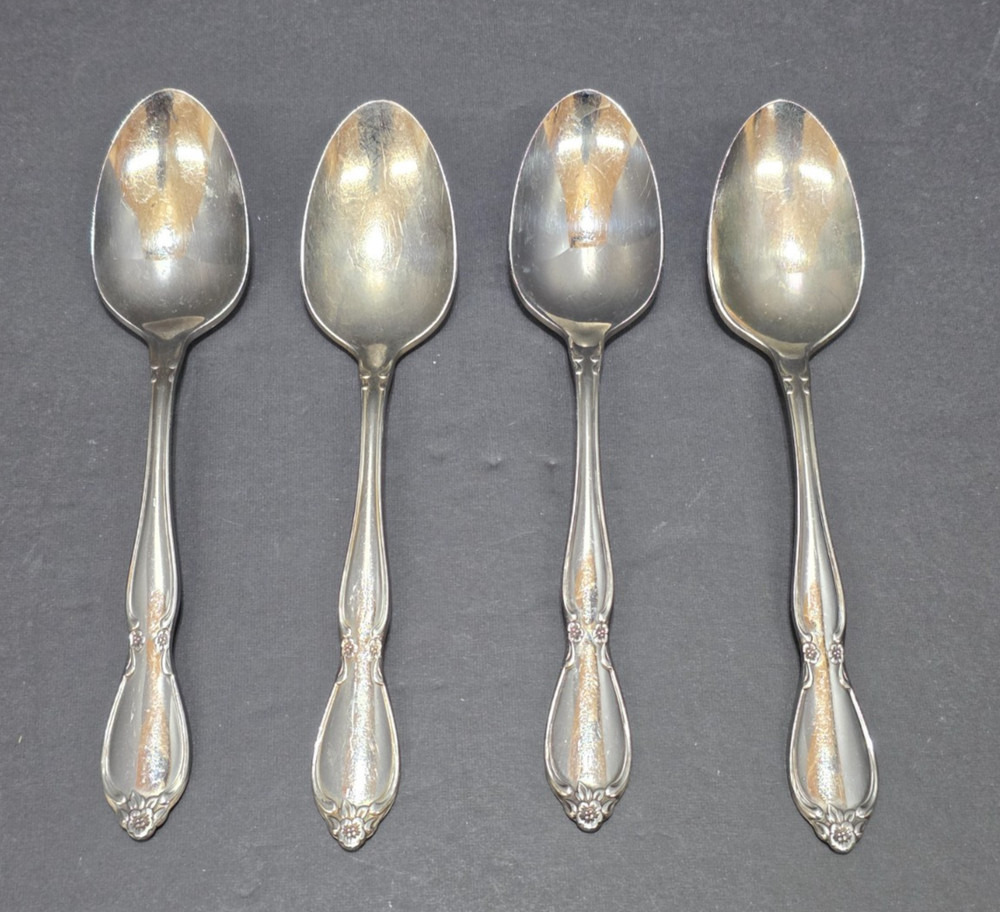 Oneida Chatelaine Set of 4 Tea spoons 6" Community Stainless Flatware