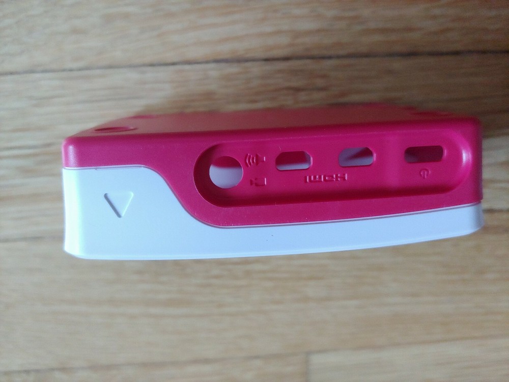 Official Raspberry Pi 4 Case Red/White