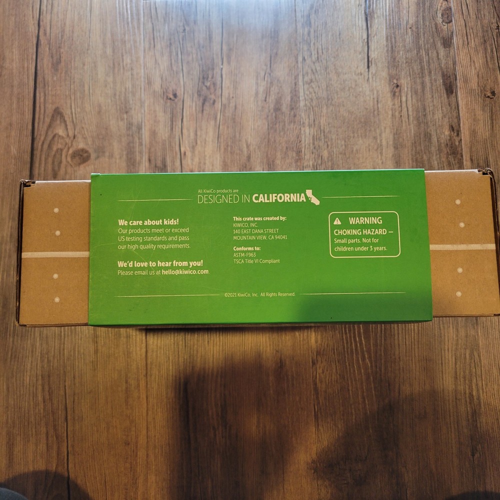 Never Used - KiwiCo DIY Glow String Shooter - Electronics & Physics Educational