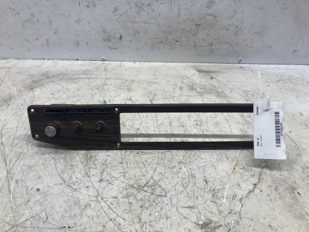 1988-2004 Freightliner FLD112 SWITCH Dash Panel - Used