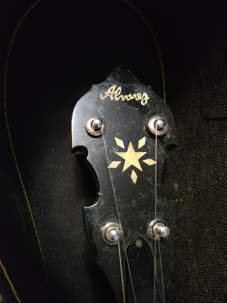 Vintage Alvarez 5 string banjo