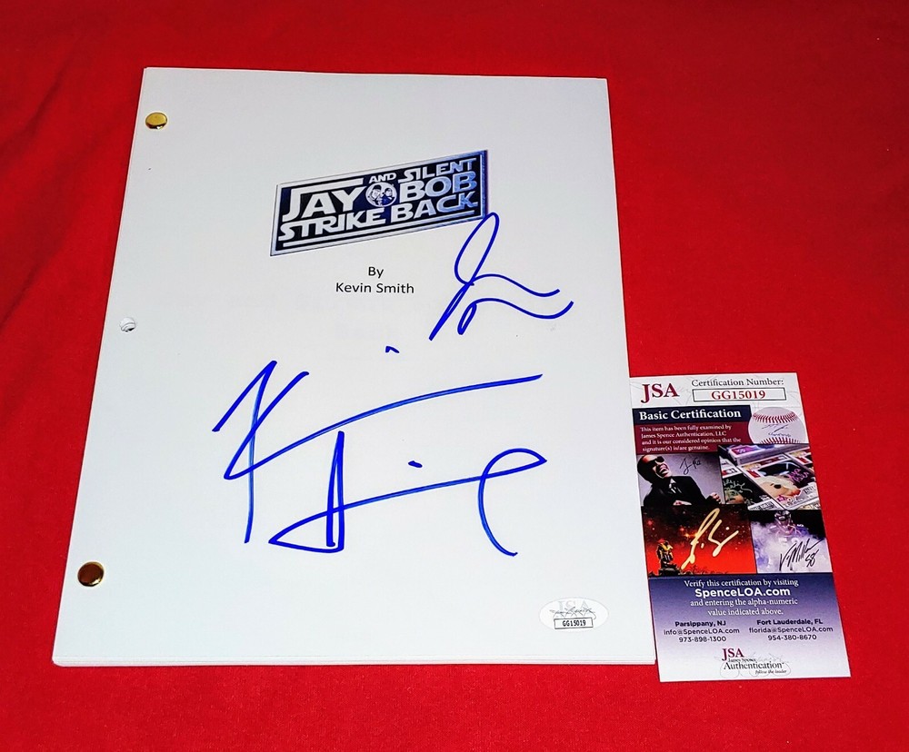 Kevin Smith & Jason Mewes Signed JAY AND SILENT BOB STRIKE BACK Script (JSA COA)