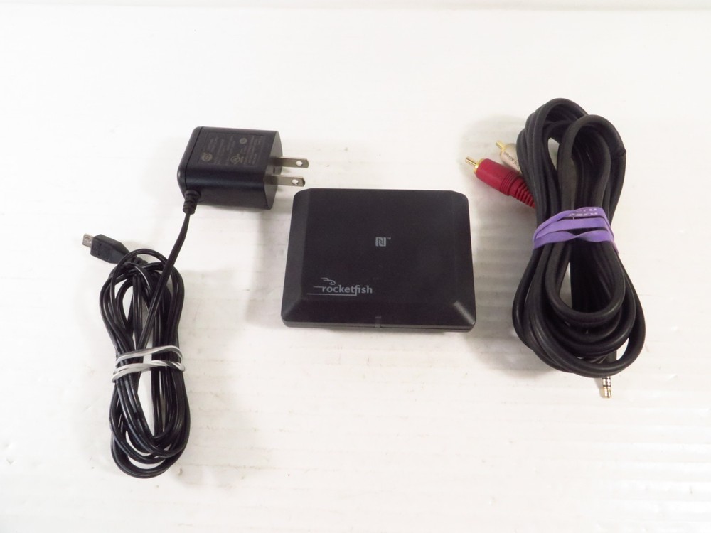 Rocketfish RF-BTR315 Bluetooth Audio Receiver w/ Power Adapter