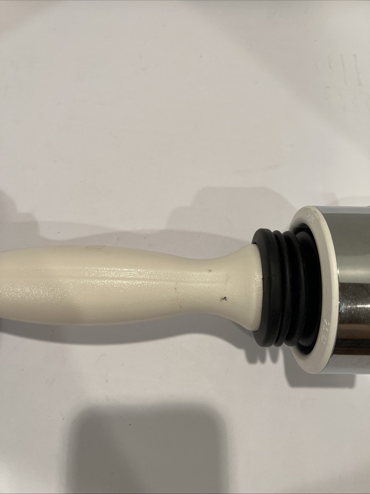 Shake Weight White Dumbbell 2.5lbs