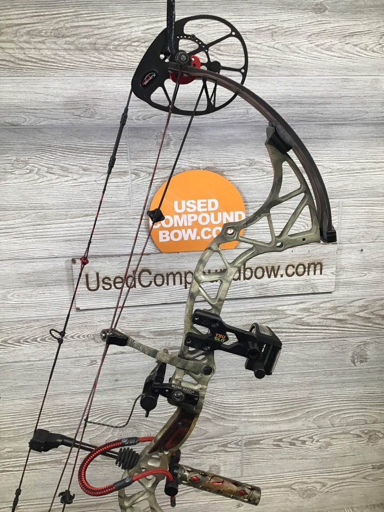 Used Bowtech Invasion 60-70# Right Handed Package