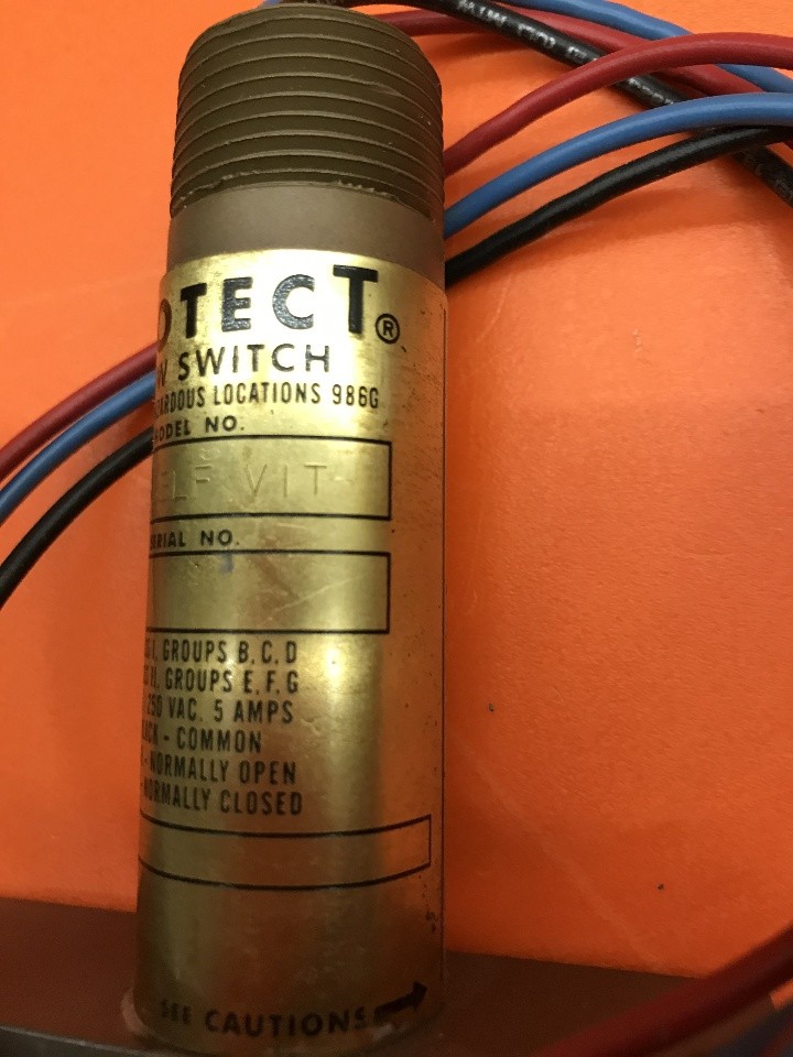 Floteck, Model No. VGEPB SSLF VIT, Flow switch