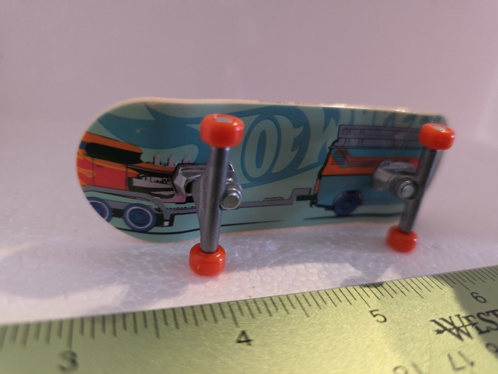 Hot Wheels Skate Board / Finger Flip Board/ Tech Deck Loose USED