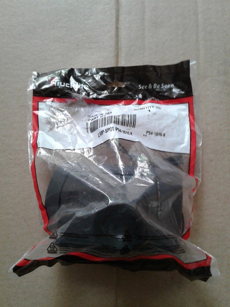 Truck-Lite Dome Light P54-1016-8