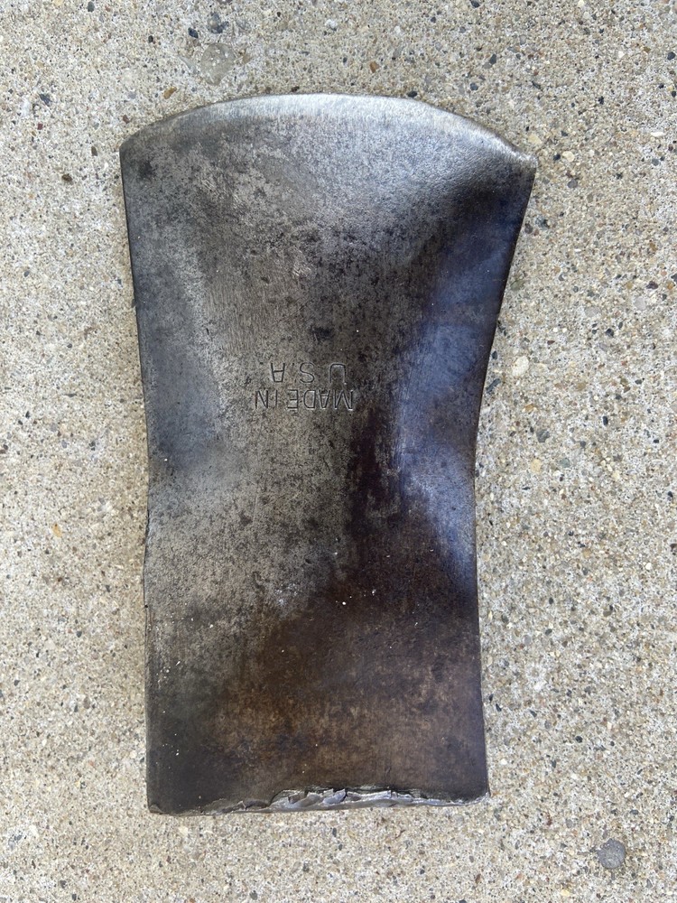 VINTAGE PLUMB MADE IN USA SINGLE BIT AXE HEAD