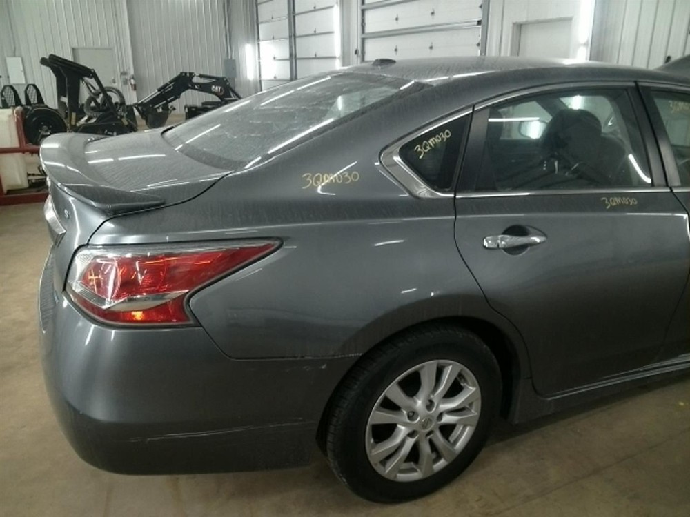 ALTIMA 2014 Antenna 104766091