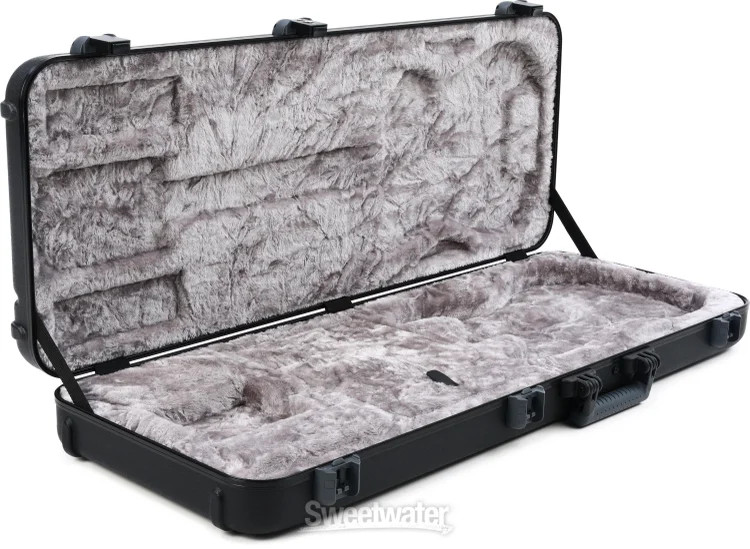 Fender Deluxe Molded Stratocaster/Telecaster Case - Black