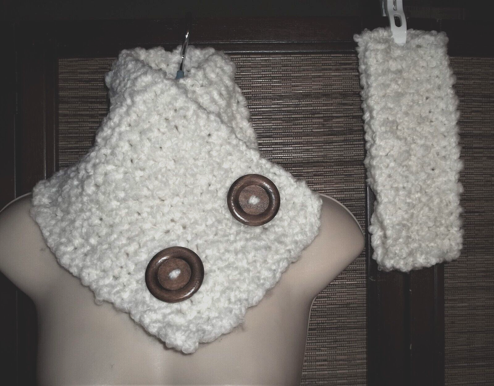 Handmade Thick Textured Button Scarf & Headband.