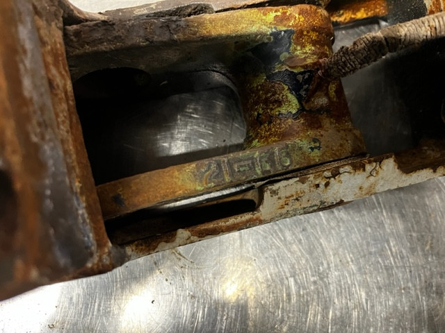 PETERBILT 359 TOW BRACKET