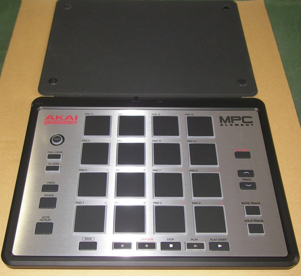 Akai MPC Element DJ Sampler Pro Midi Control Pad