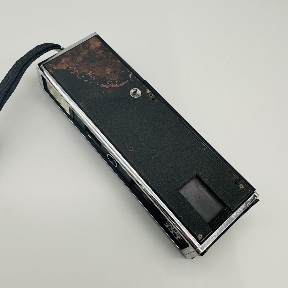 UNTESTED - 1976 ITT 400 110 MAGICFLASH CAMERA, MADE in JAPAN, VINTAGE