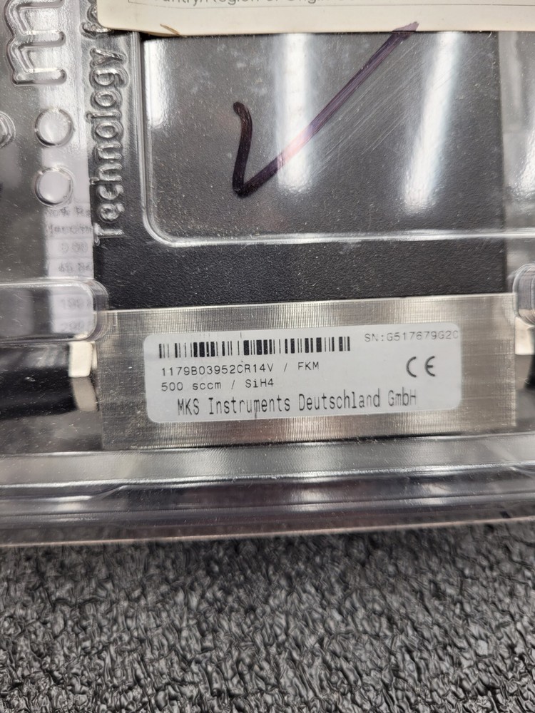 MKS 1179B03952CR14V Mass-Flo Mass Flow Controller 500 SCCM SiH4 Working Pull