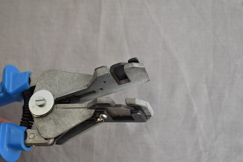 Unior Automatic Wire Peeler Classic 0.5–2 Tool